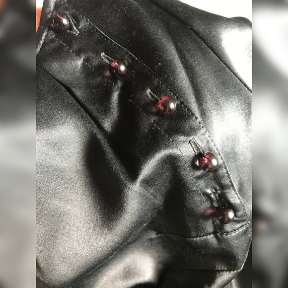 Dramatic Marc Jacobs collection blouse - Picture 6 of 7